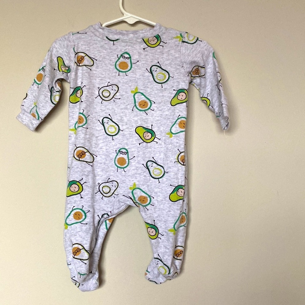 AVOCADO 🥑 Onesie 3-6 months - Picture 5 of 7